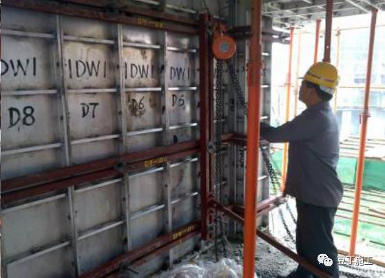 铝合金模板和木模施工有何不同？看完这套铝模施工全套流雷火电竞程就懂了(图6)