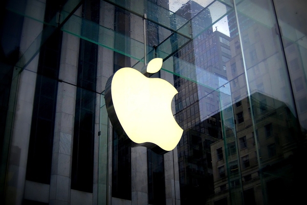 效果接近实际上手:iPhone 15 Pro铝板模型外观出炉雷火电竞(图1) 效果接近实际上手:iPhone 15 Pro铝板模型外观出炉雷火电竞(图1)