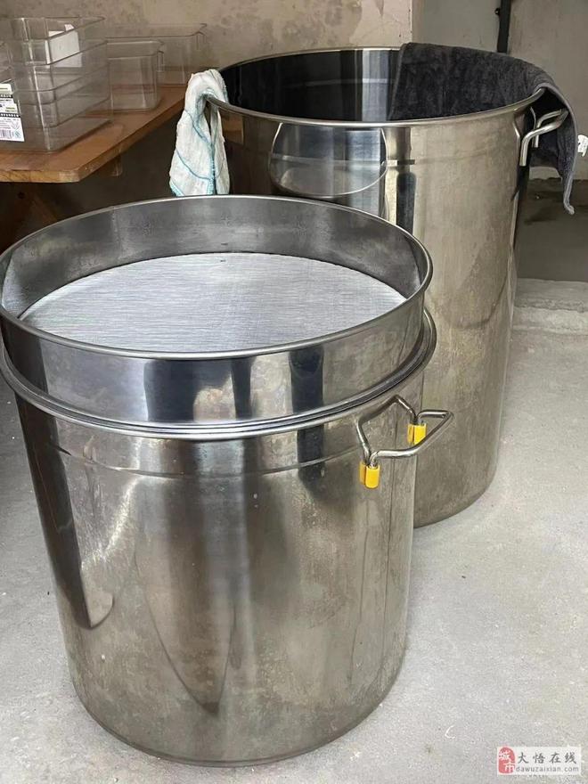 【大悟二手】茶几电视雷火电竞柜床电磁炉洗衣机烤箱麻将机三轮车梳妆台蹦床等闲置物品低价转让!(图3) 【大悟二手】茶几电视雷火电竞柜床电磁炉洗衣机烤箱麻将机三轮车梳妆台蹦床等闲置物品低价转让!(图3)